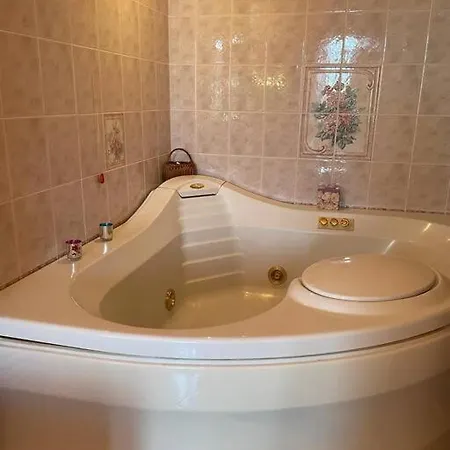 Bestagno Villa Viani